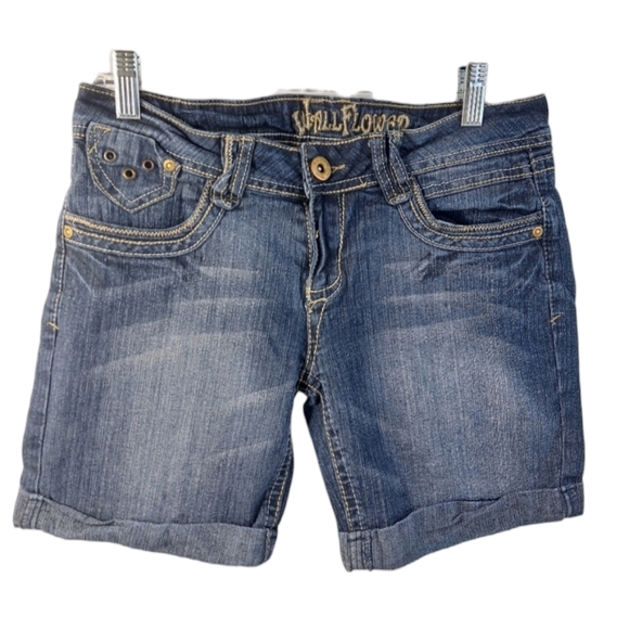 Wall Flower Pants - Wall Flower Juniors Denim Bermuda Shorts Size 7